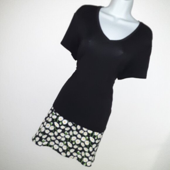 Daisy Mini Skirt * Size 5/6 * 25" Waist * Flowy * A-Line * Like New * Y2K - Picture 4 of 7
